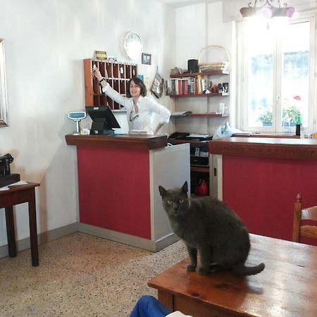 סונדריו Albergo Il Gembro מראה חיצוני תמונה
